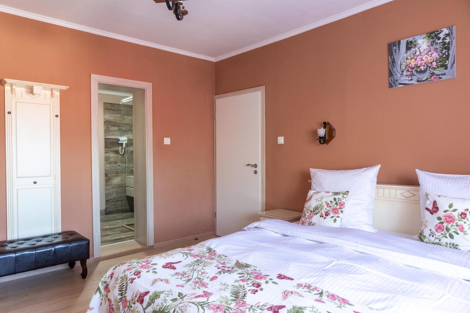 Hotel Vila Crisalia Sibiel -Sibiu (Adults Only) Exterior foto